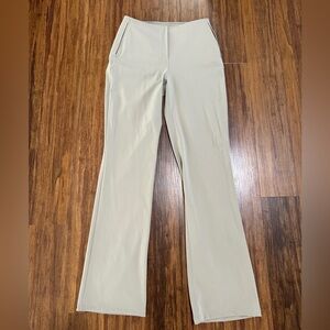 Lululemon Dress Pants Straight Leg High Rise Stretch Pockets Size 6